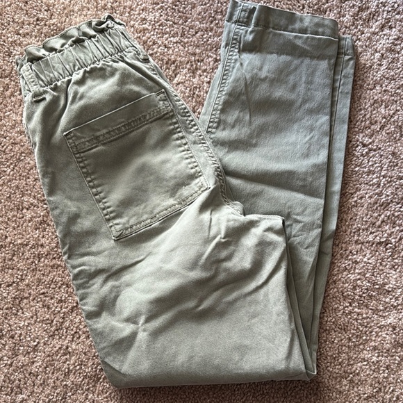 Universal Thread Olive Green High-Waisted Pants - Picture 4 of 4